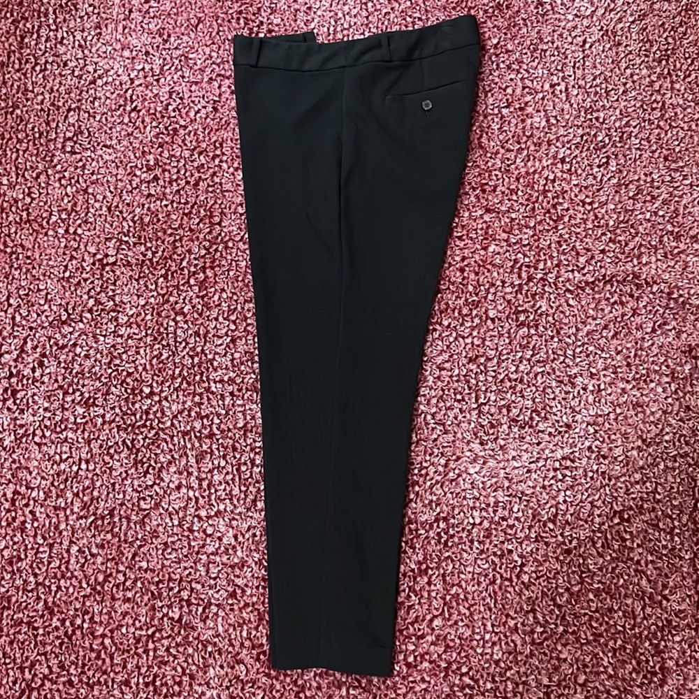 Liz Claiborne - Cropped Career Pant